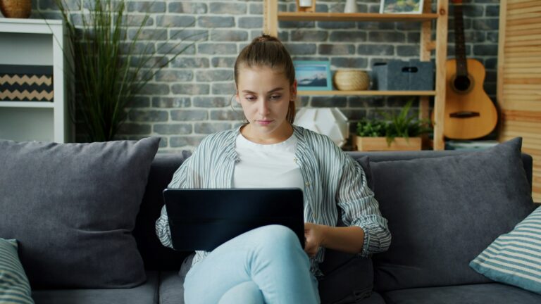 Comment brancher sa box internet à la fibre optique ?