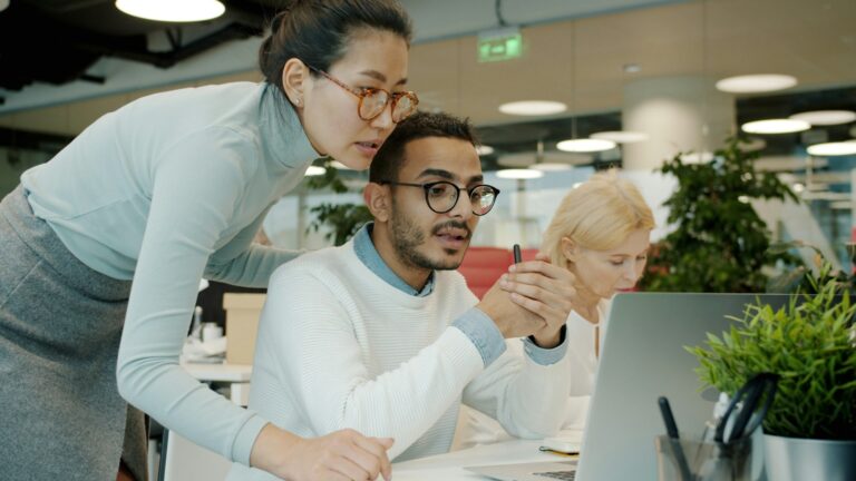 Interfaces, données et confiance : crédibiliser la plateforme digitale