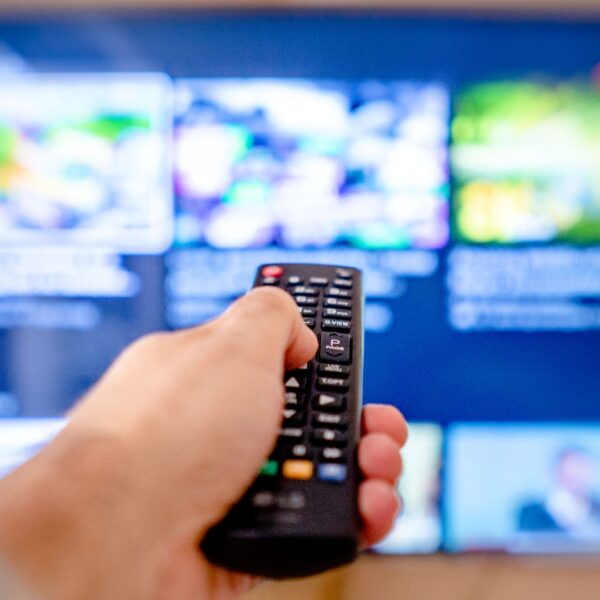 Comment recevoir toutes les chaînes TV gratuites ?