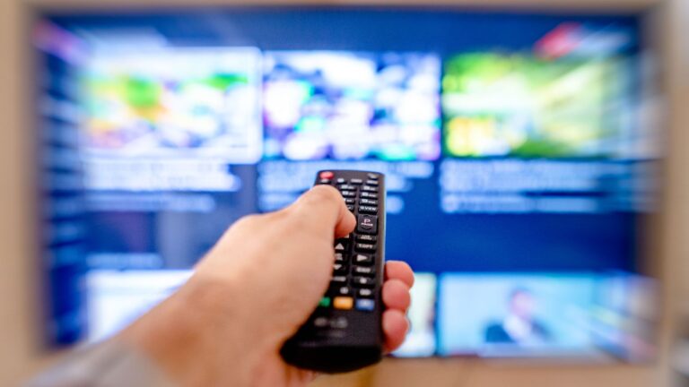 Comment recevoir toutes les chaînes TV gratuites ?