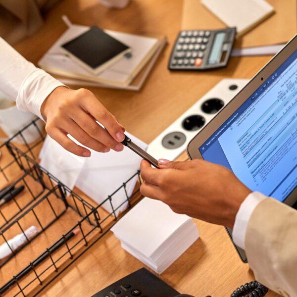 Pourquoi choisir une signature électronique avancée pour vos documents ?
