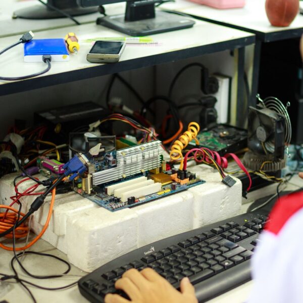 CPU : définition, signification et rôle dans l’informatique