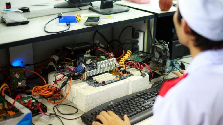 CPU : définition, signification et rôle dans l’informatique