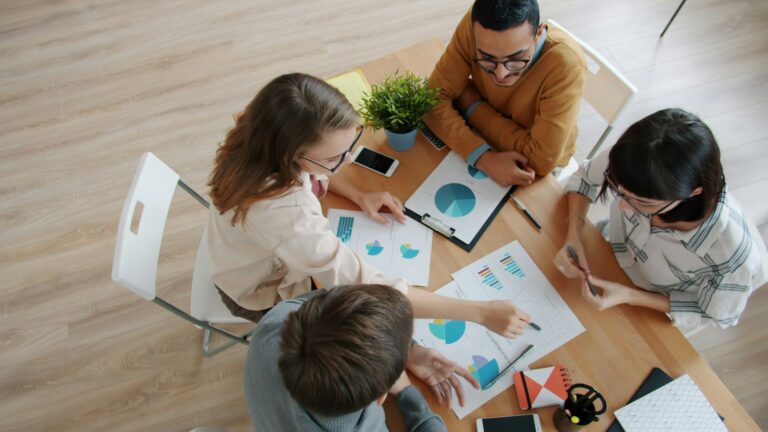 L’intégration de WhatsApp dans le B2B : une stratégie utile en 2026 ?