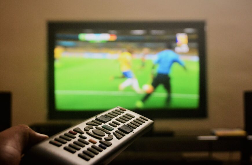 Pourquoi le décodeur Canal+ redémarre-t-il tout seul ?