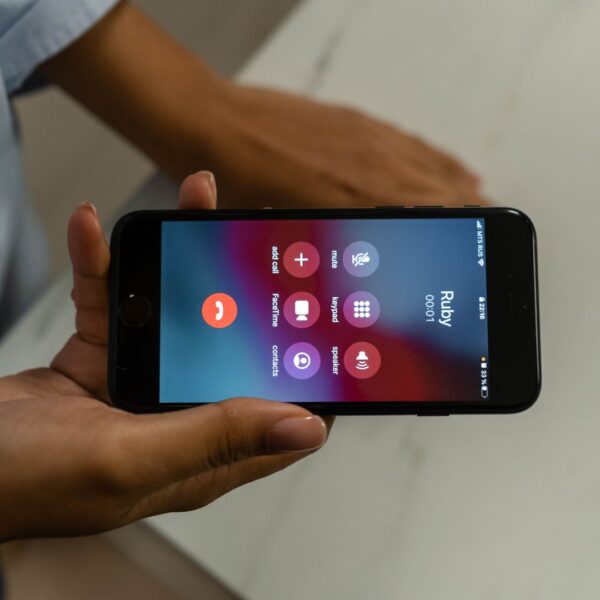 Comment ne plus recevoir d’appels de démarchage téléphonique ?